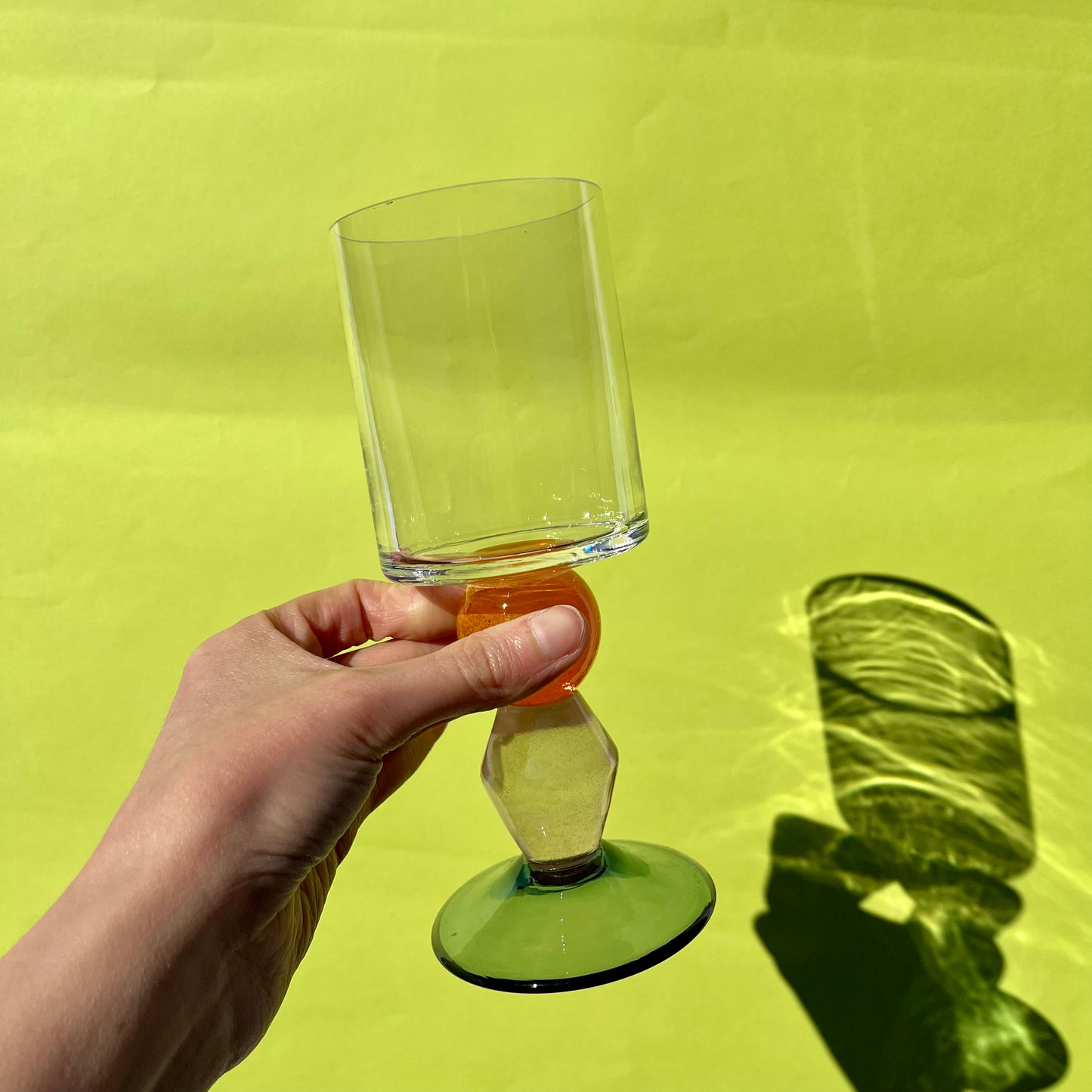 Second Miami Wine Glasses with Pink Diamond