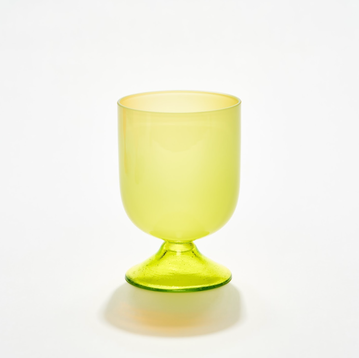 South Beach Summer Glass in Apple