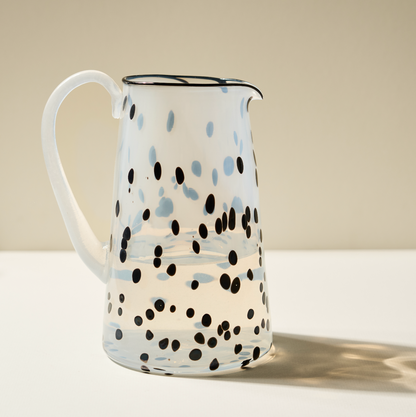 Manhattan Dotted Jug in White